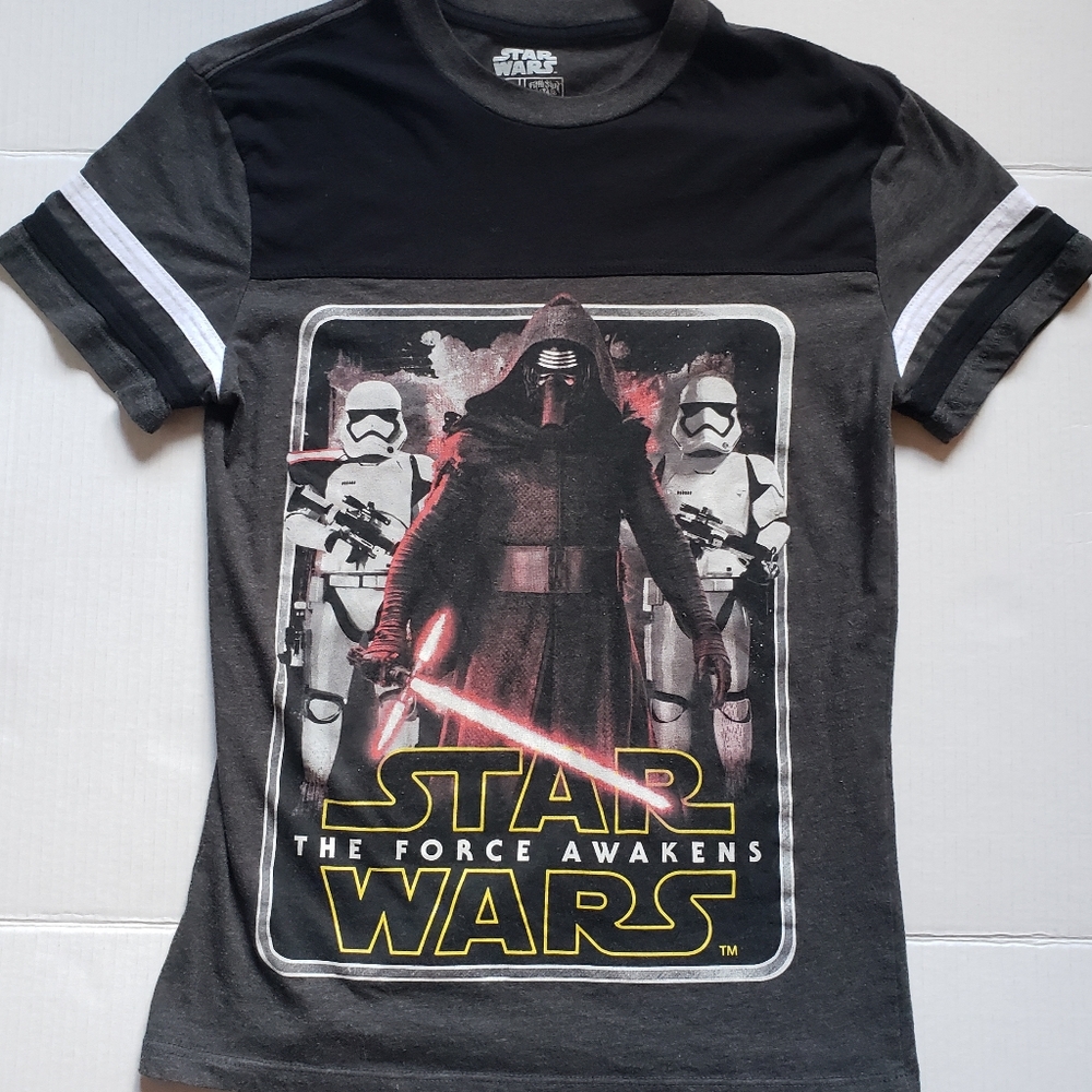 Star Wars Tee Size S